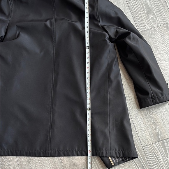 Baumbler Designer Black Lined Rain Jacket - Picture 15 of 17